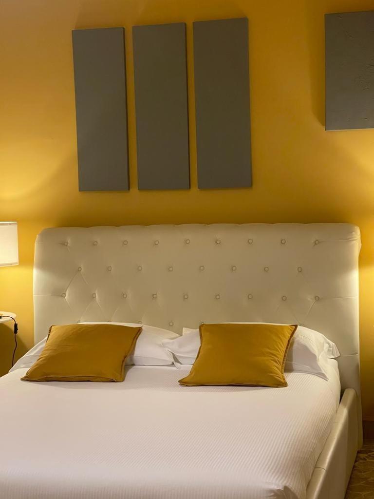 Central Suite Bed&Breakfast Болонья Экстерьер фото
